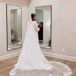 Elegant Ivory Cathedral Length Veil with Floral Lace Trim